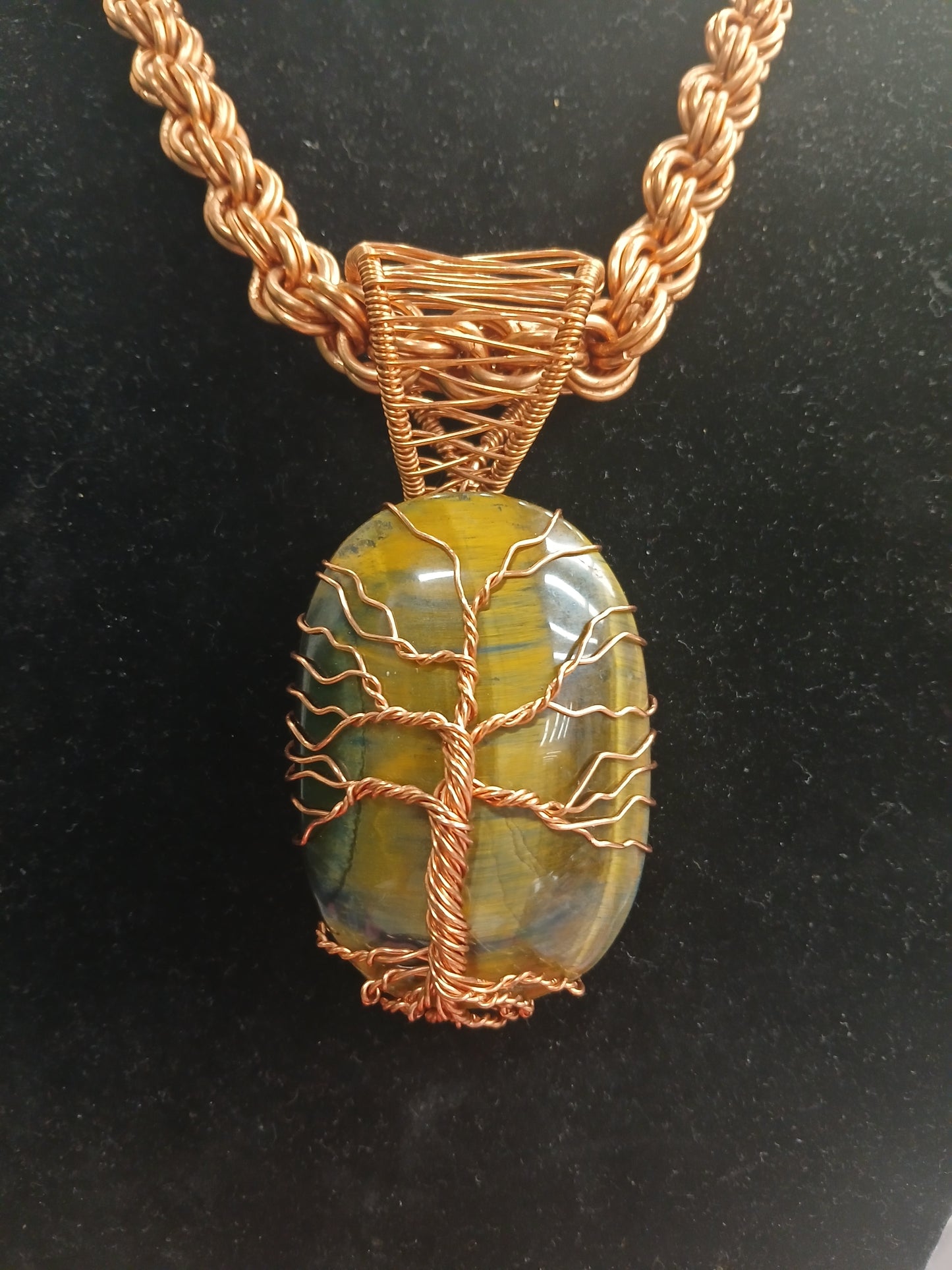 Jewelry: Tigers Eye Pendant & Copper Necklace