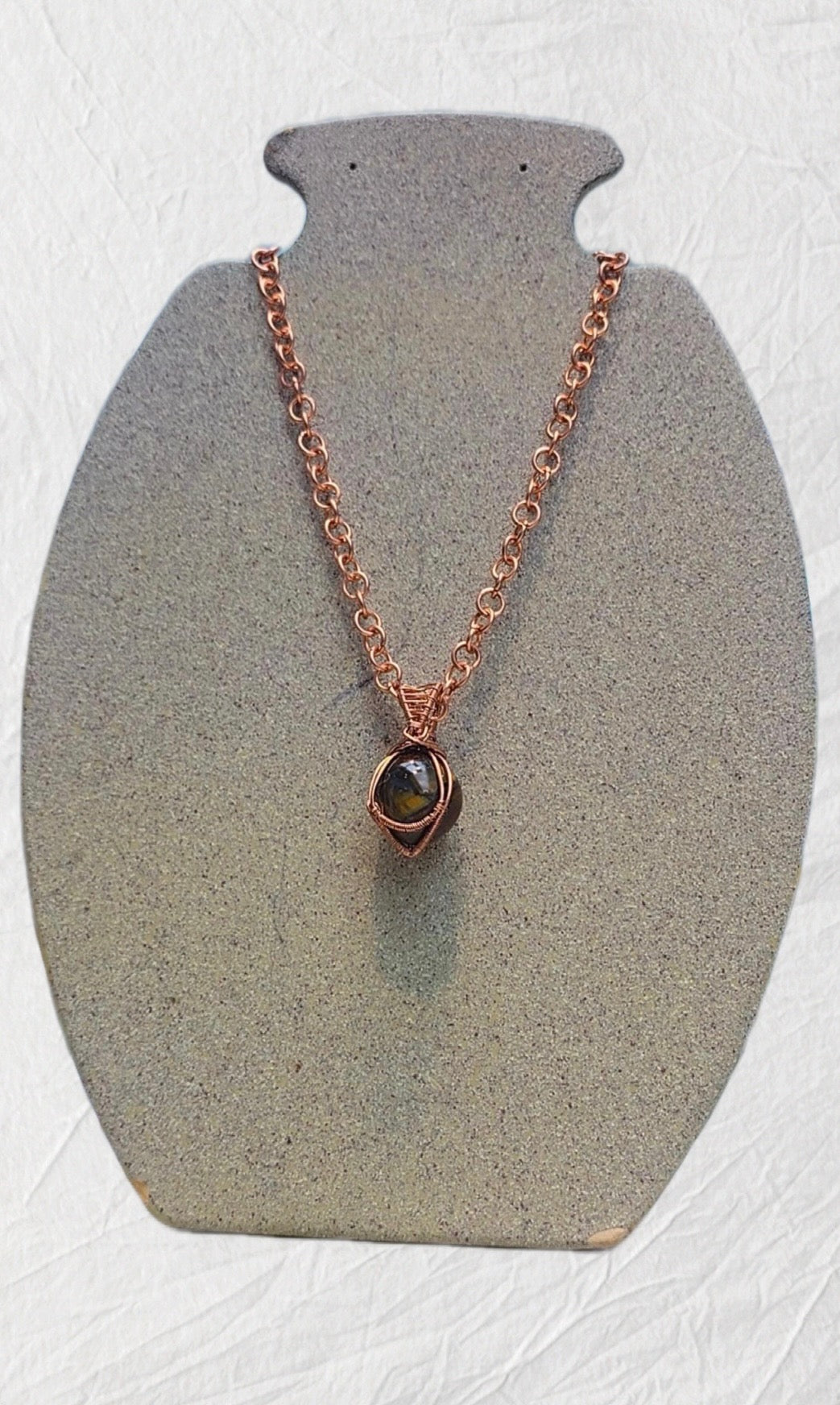 Copper Chain With Tigers Eye Pendent